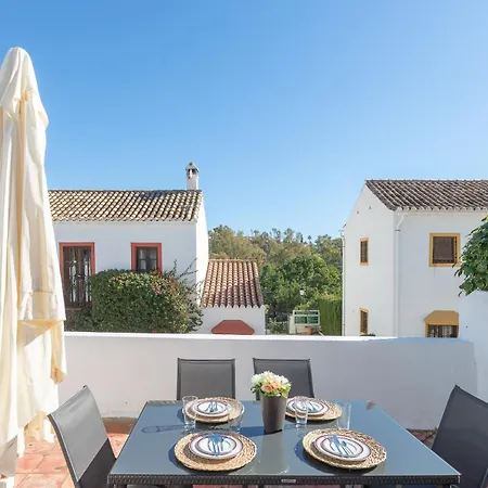 度假居 Encantadora Casita Estilo Andaluz *