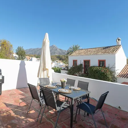 Encantadora Casita Estilo Andaluz Marbella